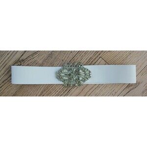 Vintage White Stretch Belt Scrolled Ornate Buckle 1980s look